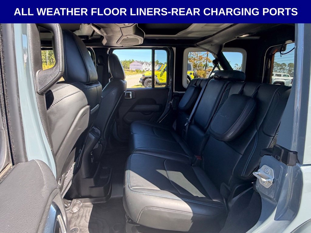 Used 2024 Jeep Wrangler Unlimited Rubicon 4xe AWD/4WD image 13