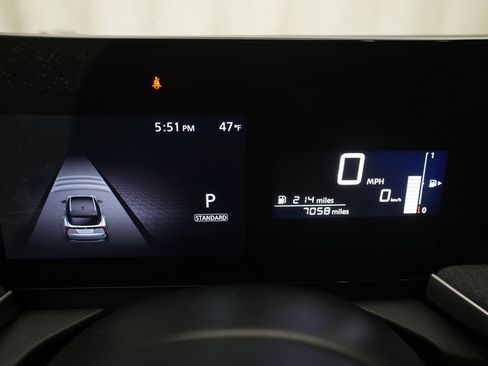 Certified 2025 Nissan Kicks SV image 2