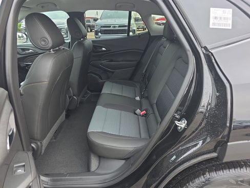 New 2026 Chevrolet Trax LT w/ Driver Confidence Package image 25