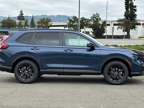 New 2026 Honda CR-V Sport image 3