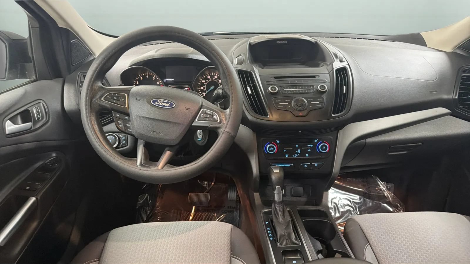 Used 2017 Ford Escape SE AWD/4WD image 10