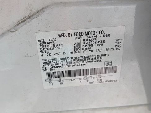 Used 2017 Ford Edge SEL w/ Equipment Group 201A FWD image 32