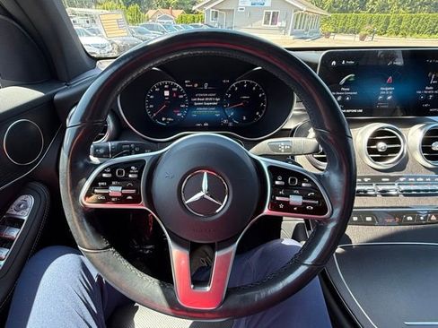 Used 2022 Mercedes-Benz GLC 300 4MATIC image 13