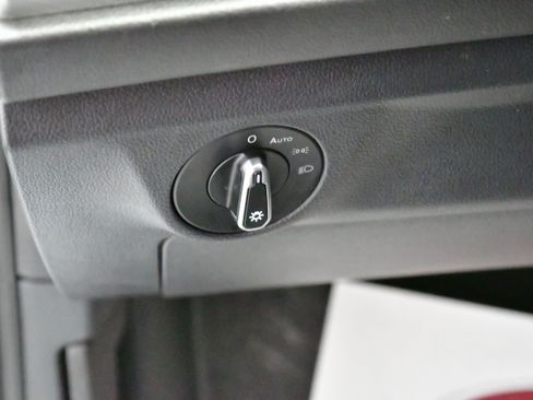 Used 2024 Volkswagen Jetta S image 25