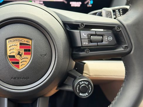 Used 2025 Porsche Panamera 4S w/ Premium Package AWD/4WD image 23