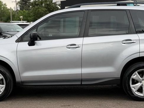 Used 2016 Subaru Forester 2.5i w/ Alloy Wheel Package AWD/4WD image 5