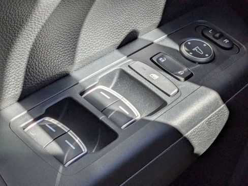 Used 2023 Honda CR-V EX-L image 25