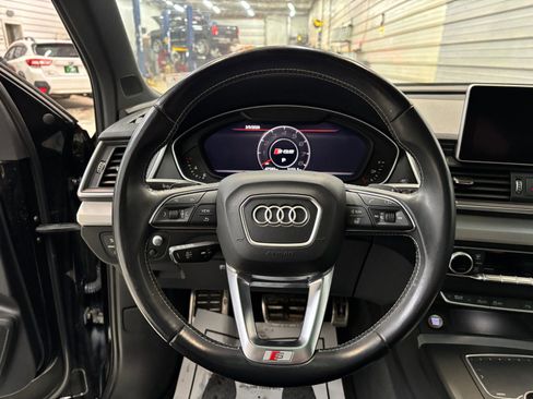 Used 2018 Audi SQ5 Prestige w/ Prestige Package image 10