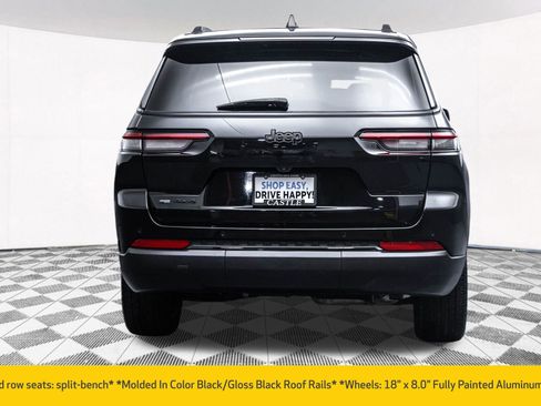 Used 2023 Jeep Grand Cherokee L Laredo AWD/4WD image 11