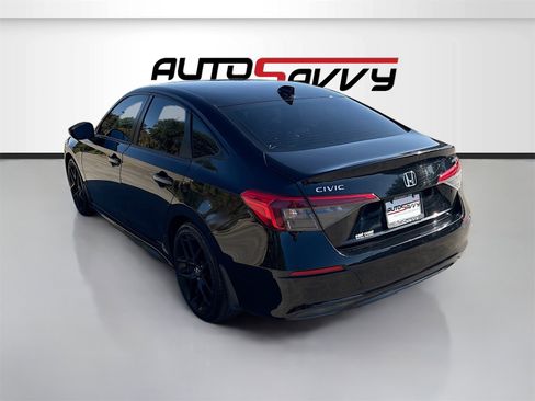 Used 2023 Honda Civic Sport image 5