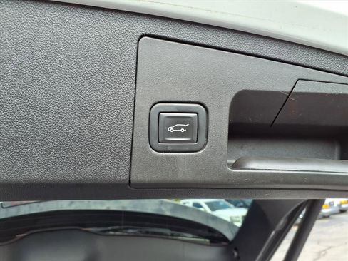 Used 2020 Cadillac XT4 Sport image 28