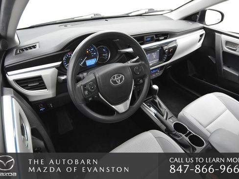 Used 2015 Toyota Corolla L image 29