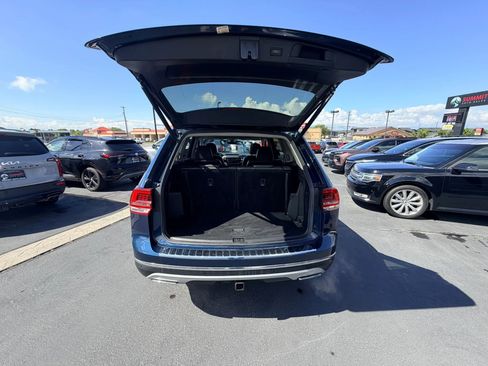 Used 2018 Volkswagen Atlas SEL Premium AWD/4WD image 28