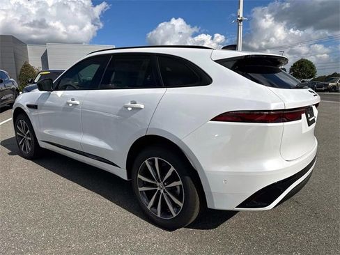 New 2025 Jaguar F-PACE R-Dynamic S image 3