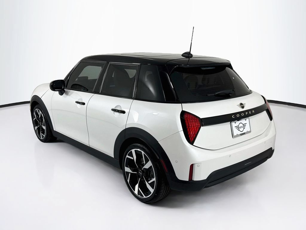 New 2027 MINI Cooper 4-Door Hardtop FWD image 7
