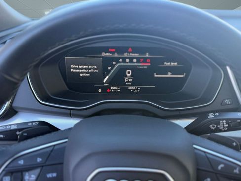 Certified 2025 Audi Q5 2.0T Premium image 17