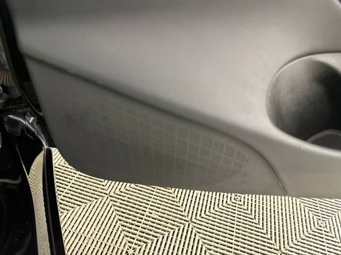 Used 2019 Tesla Model 3 Standard Range Plus image 28