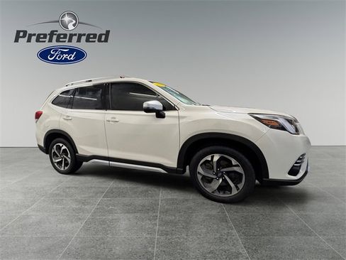 Used 2024 Subaru Forester Touring w/ Pop Package 2 image 8