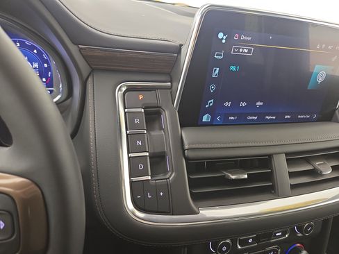 Certified 2024 Chevrolet Tahoe High Country image 25