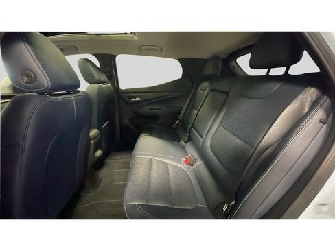 Used 2022 Chevrolet Bolt EUV Premier w/ Launch Edition FWD image 16
