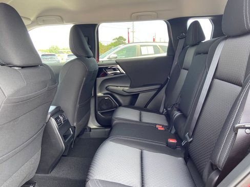 New 2026 Mitsubishi Outlander ES AWD/4WD image 16
