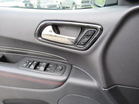 Used 2024 Dodge Durango GT RWD image 21