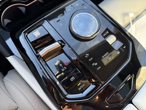 New 2026 BMW 530i xDrive AWD/4WD image 27