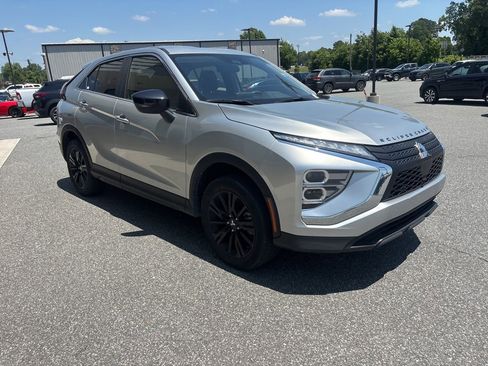 Used 2025 Mitsubishi Eclipse Cross LE AWD/4WD image 9
