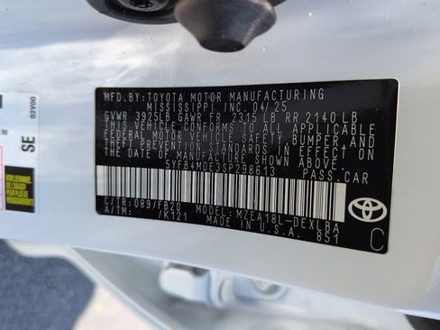 Certified 2025 Toyota Corolla LE FWD image 14