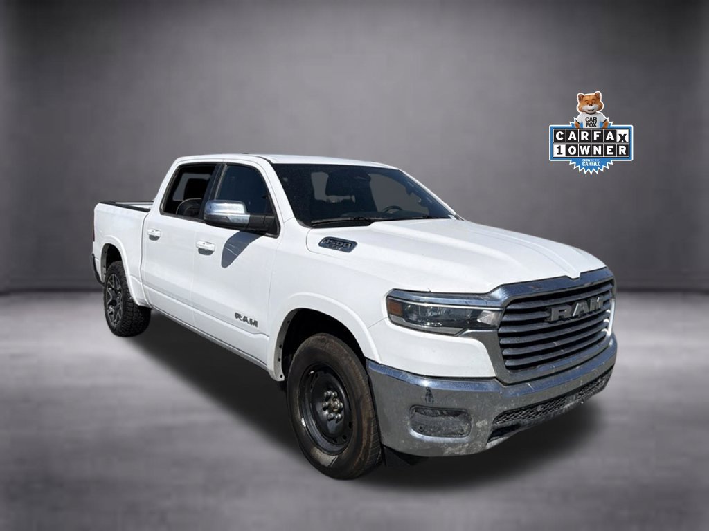 Used 2025 RAM 1500 Laramie AWD/4WD image 2