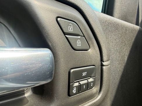 Used 2021 Chevrolet Silverado 2500 LTZ w/ LTZ Premium Package AWD/4WD image 19