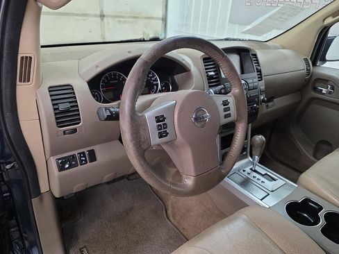Used 2012 Nissan Pathfinder Silver image 26