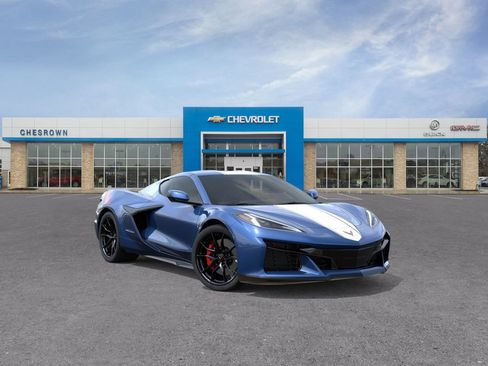 New 2027 Chevrolet Corvette Grand Sport w/ Z52 Sport Performance Package RWD image 1