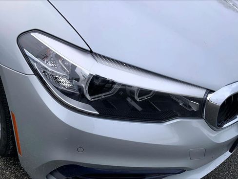 Used 2018 BMW 530i xDrive image 26