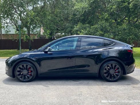 Used 2022 Tesla Model Y Performance AWD/4WD image 6