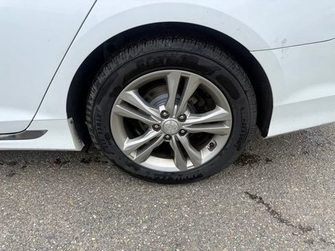 Used 2018 Hyundai Sonata Sport w/ Cargo Package FWD image 15