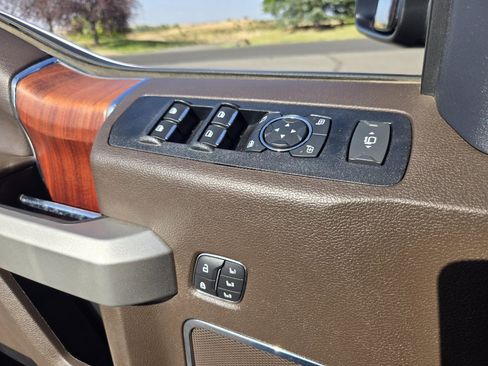 Used 2022 Ford F350 King Ranch w/ King Ranch Ultimate Package image 16