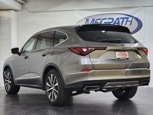 Used 2025 Acura MDX FWD w/ Technology Package image 9