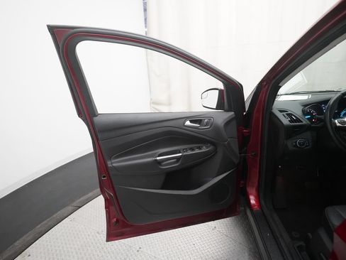 Used 2015 Ford Escape SE w/ Equipment Group 201A FWD image 28