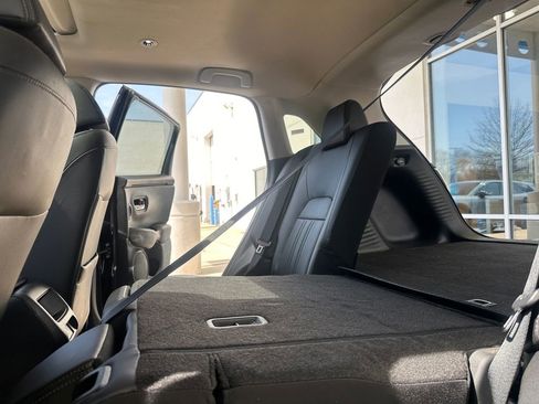 Used 2025 Honda HR-V EX-L image 26