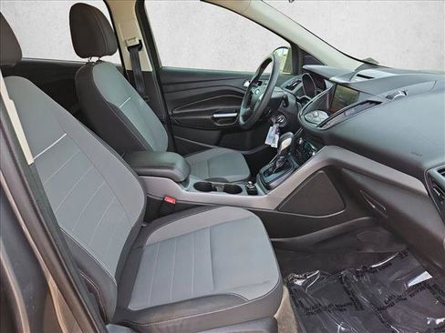 Used 2014 Ford Escape SE w/ Equipment Group 201A FWD image 26