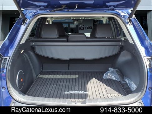 Used 2025 Toyota Corolla Cross XLE w/ Convenience Package AWD/4WD image 20