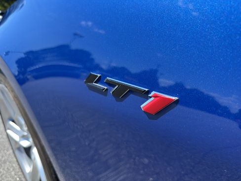 Used 2020 Chevrolet Camaro LT image 9