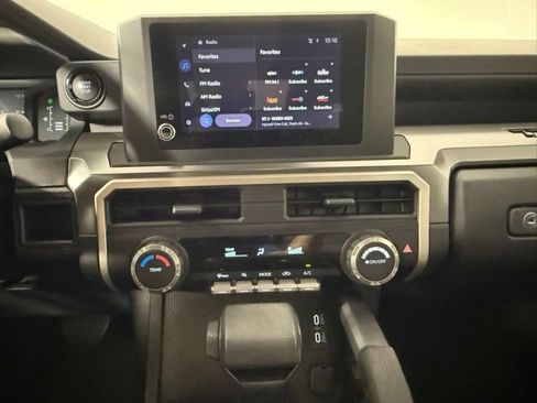 Used 2024 Toyota Tacoma SR5 AWD/4WD image 19