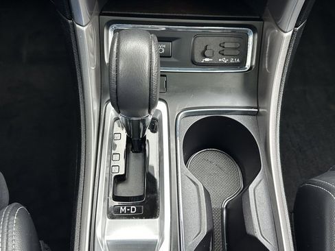 Used 2022 Subaru Ascent Limited w/ Technology Package image 38