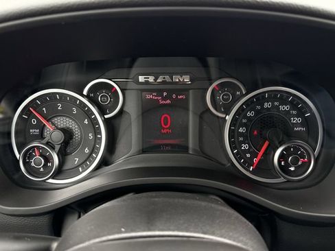 New 2026 RAM 1500 4x4 Crew Cab image 17