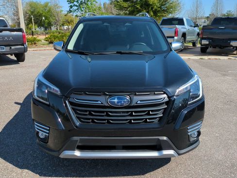 Used 2023 Subaru Forester Touring AWD/4WD image 9