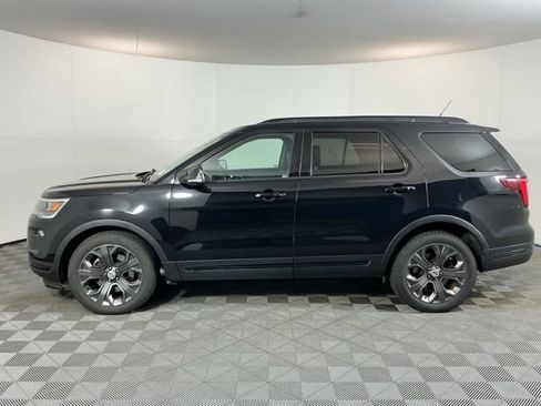 Used 2018 Ford Explorer Sport w/ Equipment Group 401A AWD/4WD image 8