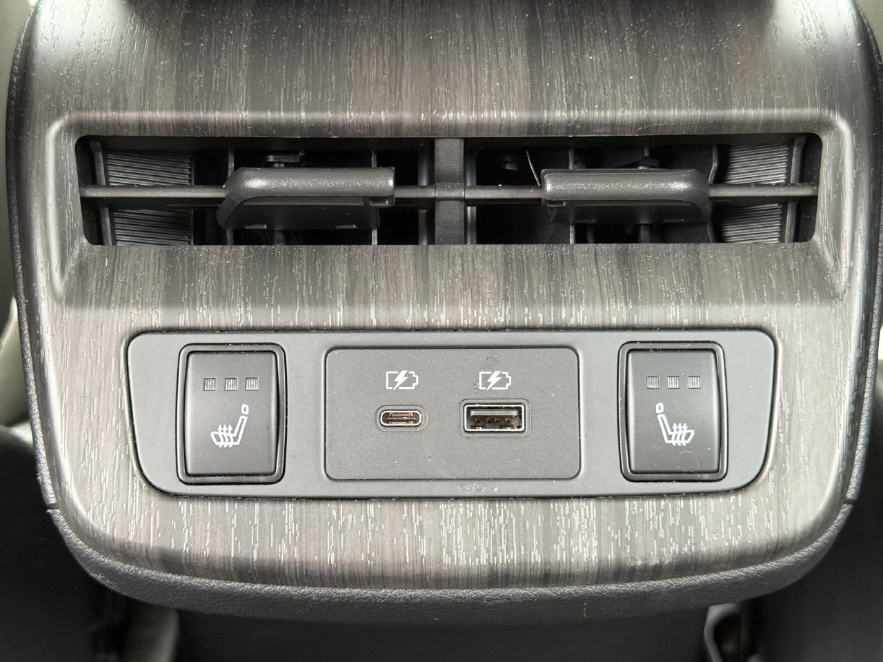 Certified 2023 Nissan Ariya FWD image 21