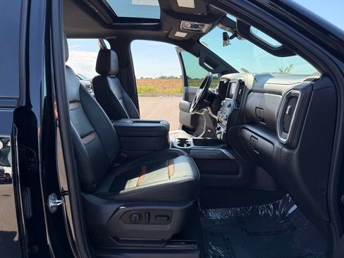 Used 2021 GMC Sierra 1500 AT4 w/ AT4 Premium Package AWD/4WD image 19